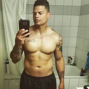 Meet your Posher, Felix